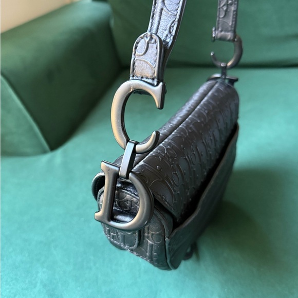 Christian Dior Embossed Oblique Black Saddle Bag - Picture 6 of 8